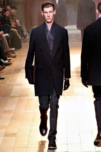 Look 45